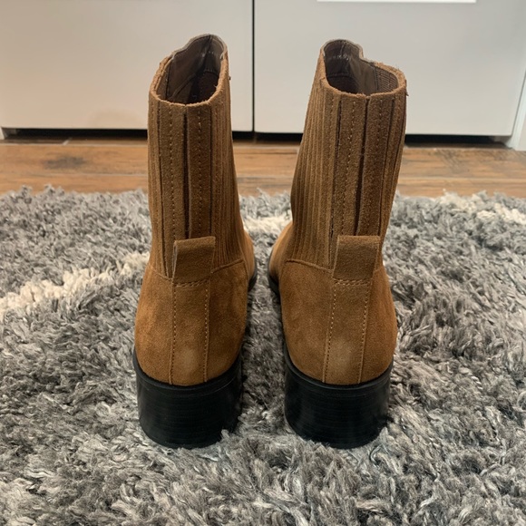 Dolce Vita brown suede pull on boot boot, size 13, - Picture 4 of 6